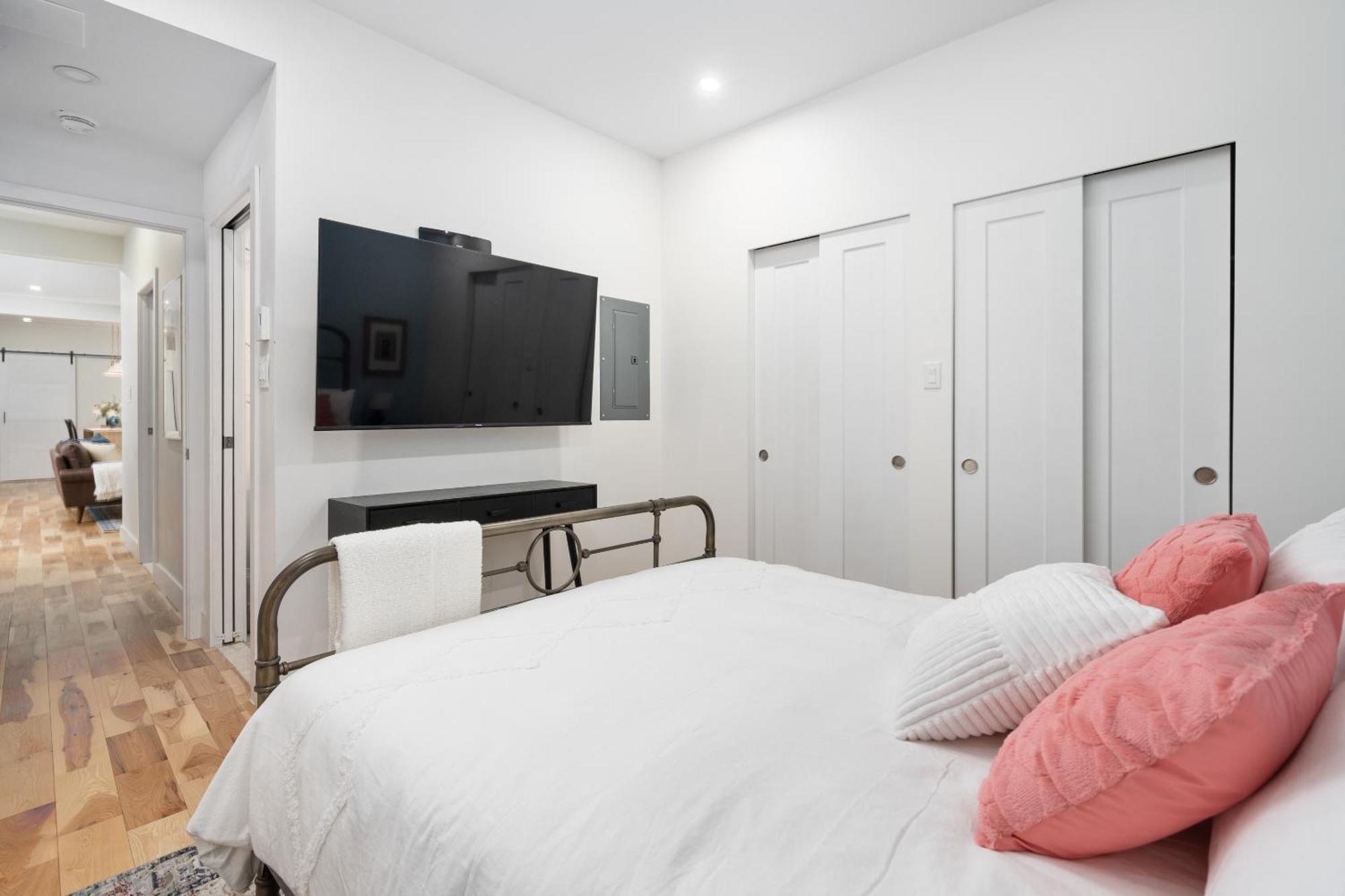 Les Suites Saint-Laurent Montreal Bagian luar foto