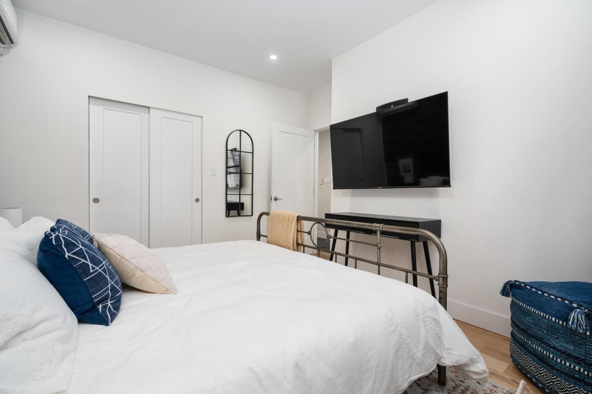 Les Suites Saint-Laurent Montreal Bagian luar foto